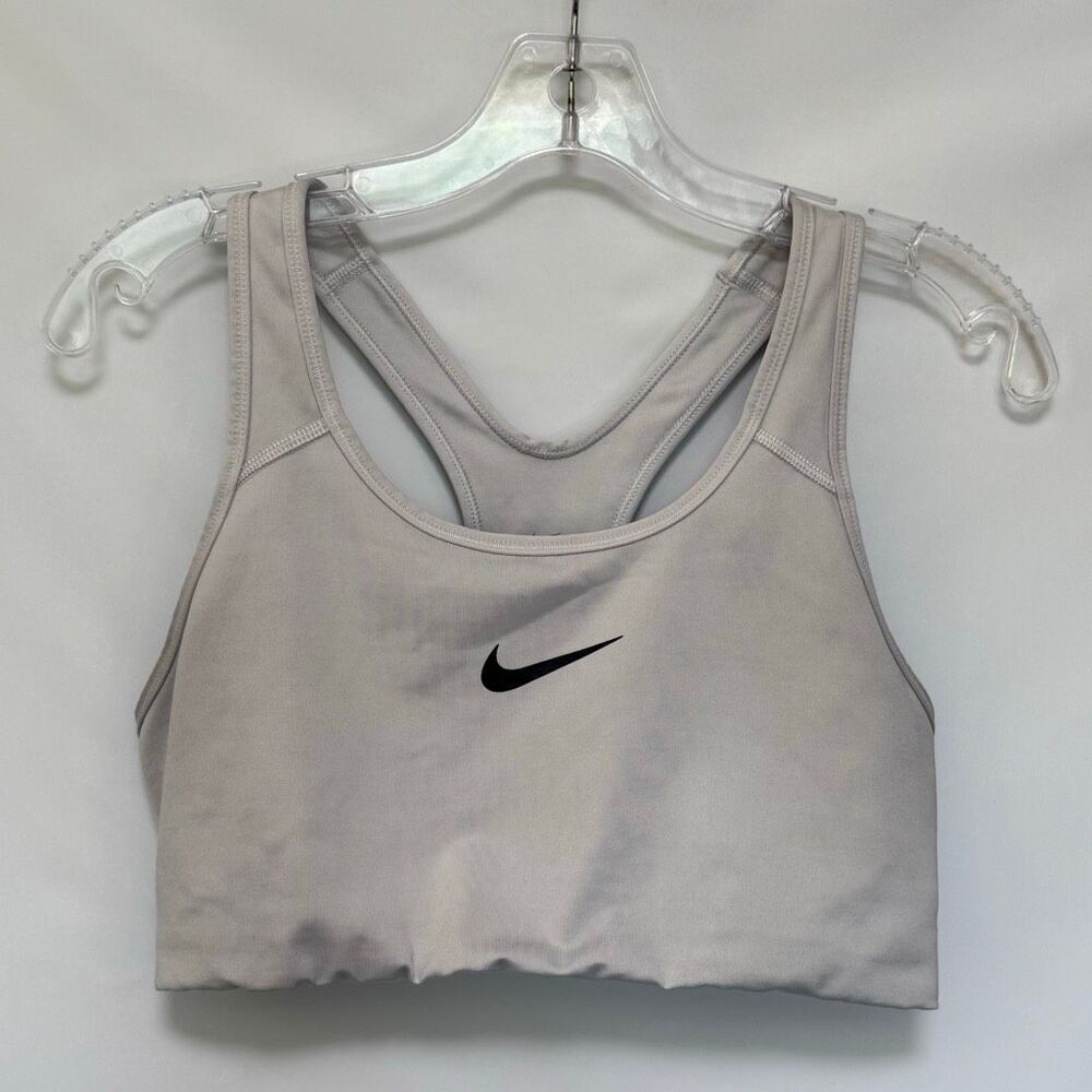 B24 Nike dri fit women’s white sport bra size large